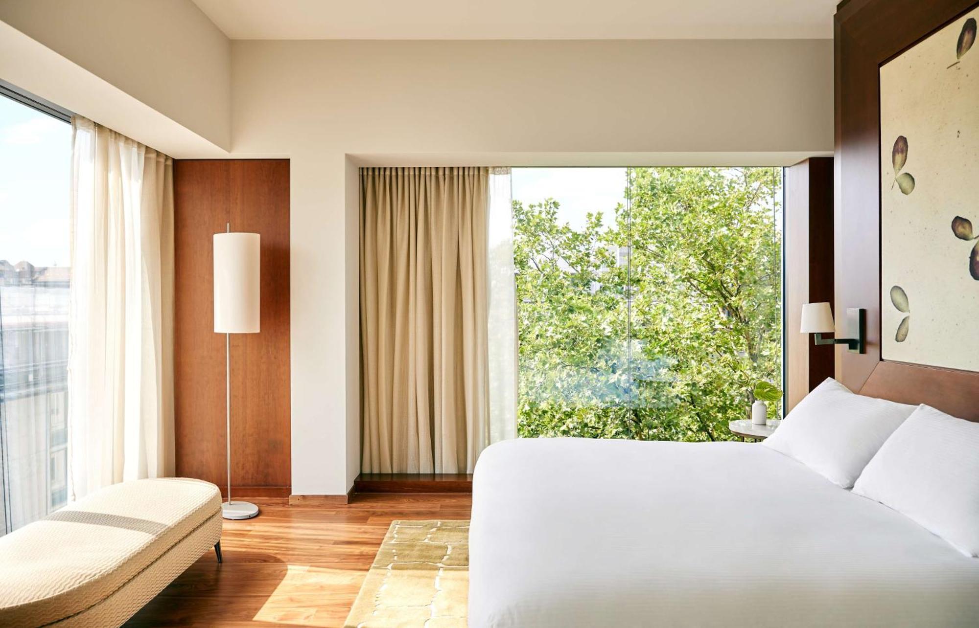Park Hyatt Zurich - City Center Luxury Екстериор снимка