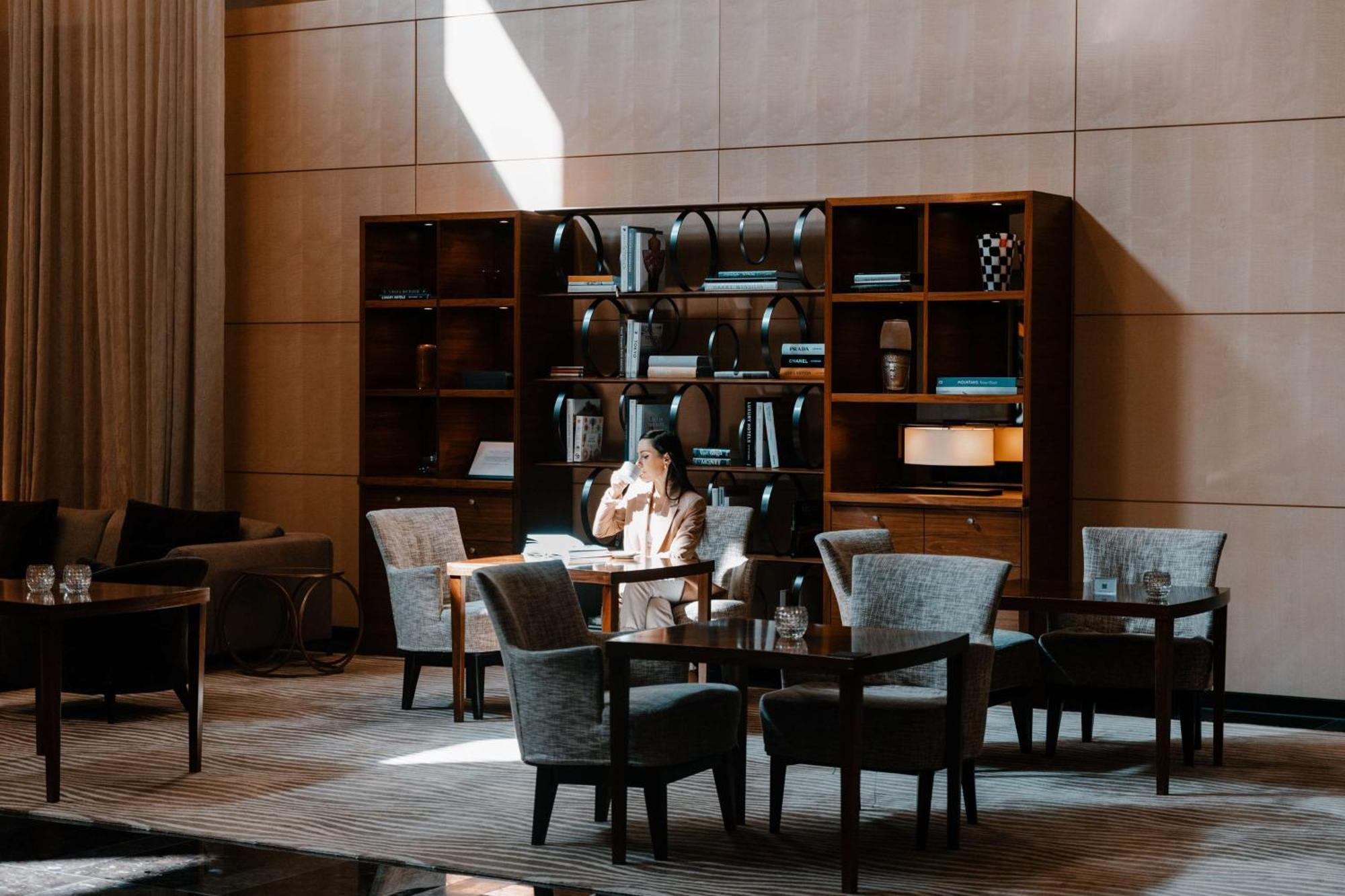Park Hyatt Zurich - City Center Luxury Екстериор снимка